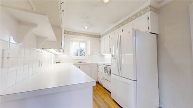 19 Ship St, Jamestown, RI 02835 - photo 6