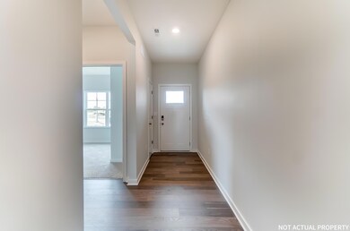 5760 Orchard Lakes Trail Dr, Canal Winchester, OH 43110 - photo 2