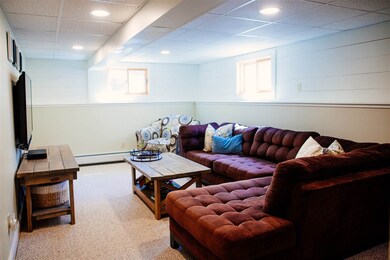 135 Palmer Ct, Shelburne, VT 05482 - photo 6