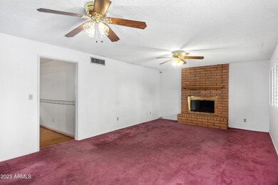07-Living Room