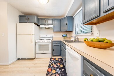 kitchen2