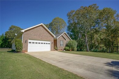 3505 Cambridge Place, Statesville, NC 28625 - photo 5