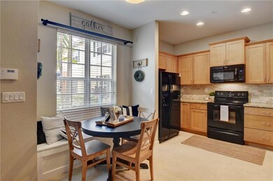 Built in window/dining bench