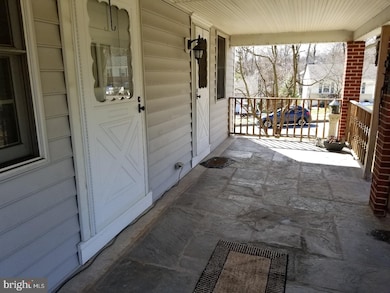 401 Grenoble Dr, Sellersville, PA 18960 - photo 5