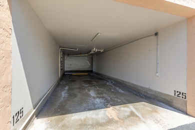 3930 S ROOSEVELT N302