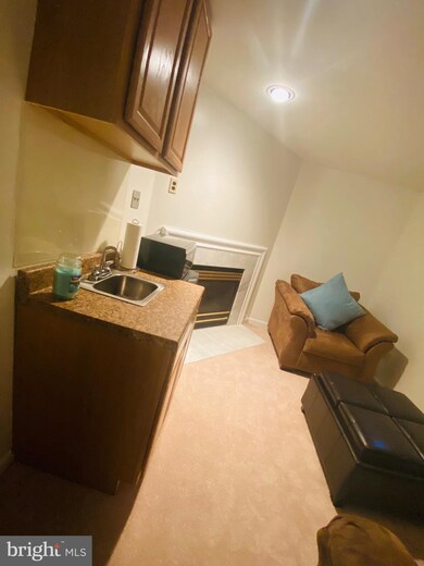 808 Queensdale Ct, Capitol Heights, MD 20743 - photo 6