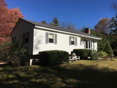 28 Justin Cir unit 11/58/16, Londonderry, NH 03053 - photo 3