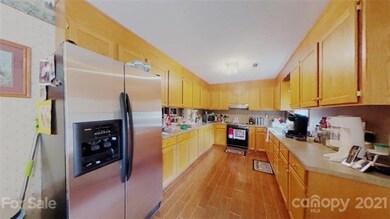 Main Level Kitchen