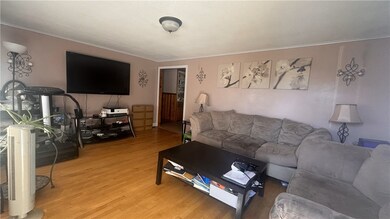 52 Goodrich Ave, Warwick, RI 02886 - photo 4