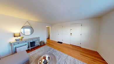 1109-Sells-Unit-L-Living 2