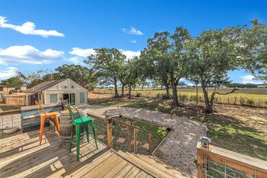 591 Willow Cir, Springtown, TX 76082 - photo 4