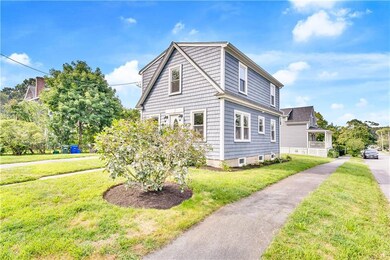 5 Dunbar Ave, Bristol, RI 02809 - photo 2