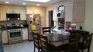 207 Brookline St unit 207, Newton Center, MA 02459 - photo 2