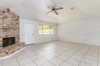 3318 Creek Grove Dr, Houston, TX 77066 - photo 7