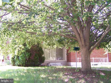 17528 Woodlawn Dr, Hagerstown, MD 21740 - photo 3