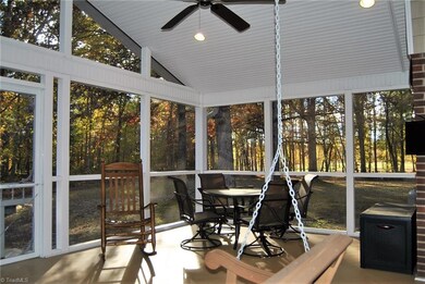 315 W Steeple Chase Rd, Greensboro, NC 27406 - photo 5