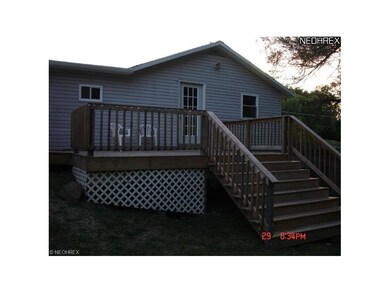 Sun deck at back