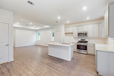 1222 Sugar Dr, Tomball, TX 77375 - photo 6