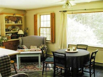 18 Meadow Wood Dr, South Deerfield, MA 01373 - photo 4