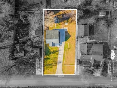 4510 S John Hix Rd, Wayne, MI 48184 - photo 3