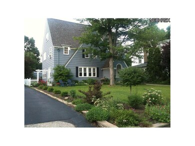 3273 Chadbourne Rd. Shaker Heights  Summer View  P
