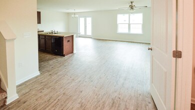 20161210201035155260000000-o