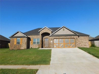 381 Captain Hopkins St, Prairie Grove, AR 72753 - photo 2