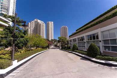 Courts Brickell Key unit 1012, Miami, FL 33131 - photo 4