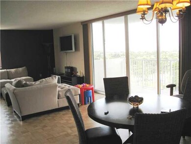 Den/Family/Great Room