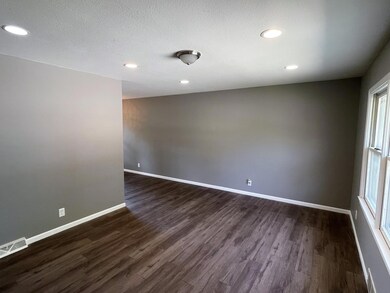 LivingRm1