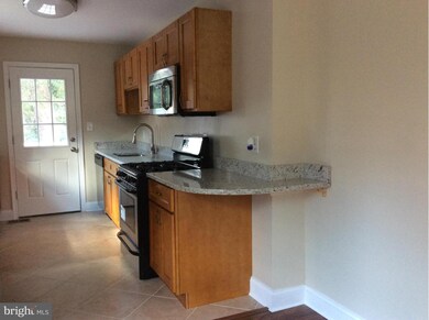 5210 Varnum St, Bladensburg, MD 20710 - photo 3