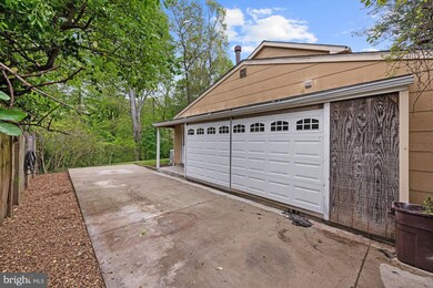 3828 Irongate Ln, Bowie, MD 20715 - photo 6