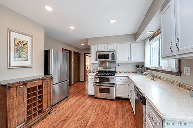 619 Violet Ln, Batavia, IL 60510 - photo 6