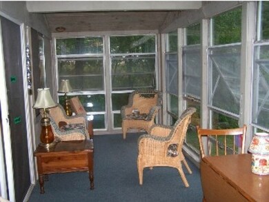 8 Red Fox Crossing, Hillsborough, NH 03244 - photo 4