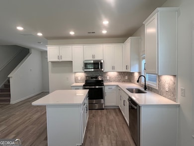 195 Jackson Heights unit 6, Cleveland, GA 30528 - photo 2