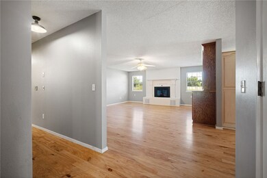 13064 Illinois Chapel Rd, Prairie Grove, AR 72753 - photo 4