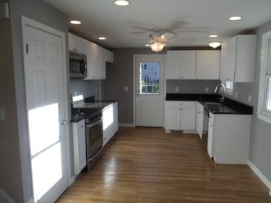 207 High St, Randolph, MA 02368 - photo 6