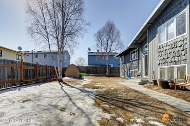 Sunny Fenced Yard