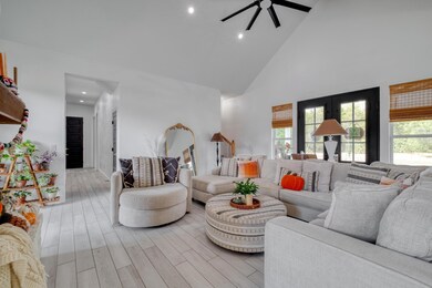 1901 Texas 21 unit B, Paige, TX 78659 - photo 4