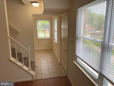 9658 Hagel Cir unit 32/B, Lorton, VA 22079 - photo 3