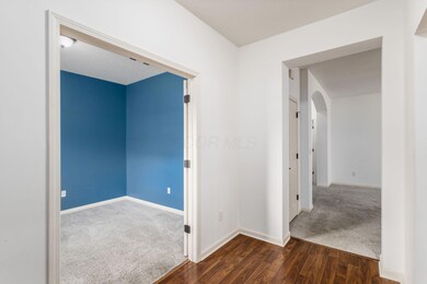 9162 Scenic View Cir unit 9162, Columbus, OH 43240 - photo 5