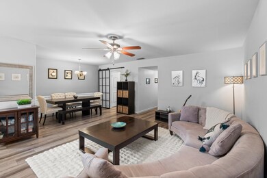 10328 Briar Forest Dr unit 29/2, Houston, TX 77042 - photo 2