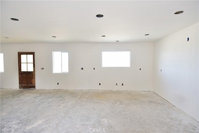 61464 Calle Los Amigos, Joshua Tree, CA 92252 - photo 4