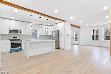 31 Cummings St, Irvington, NJ 07111 - photo 3