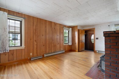 13 Carlisle Ct, Albany, NY 12209 - photo 6