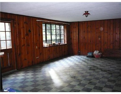 84 Phillips Ln, Chepachet, RI 02814 - photo 6