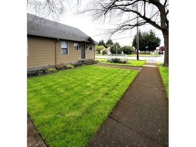 3002 Garfield St, Longview, WA 98632 - photo 5