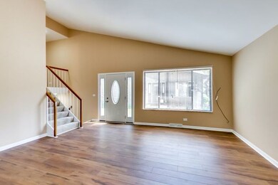 Vaulted Ceilings- Hardwood Floor-Open feeling!!