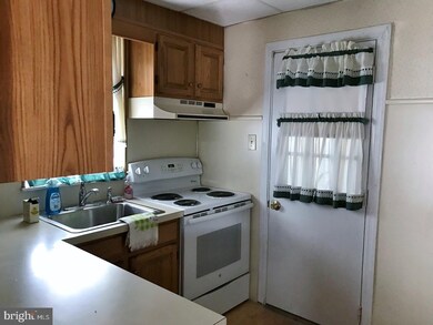 110 Atlas Dr, New Castle, DE 19720 - photo 7