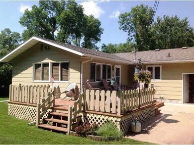 2246 Langsdorf Ave, Red Wing, MN 55066 - photo 2